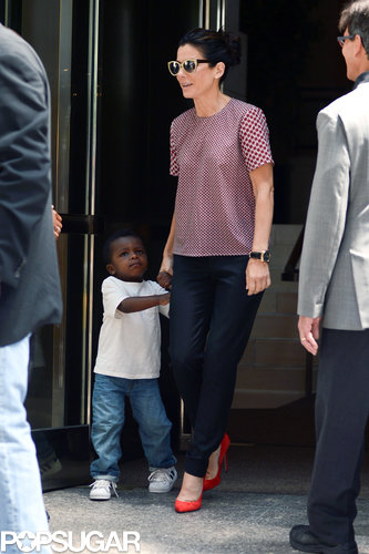 Sandra Bullock Breaks From Press For Lunch With Little Louis Sandra Bullock Breaks From Press For Lunch With Little Louis