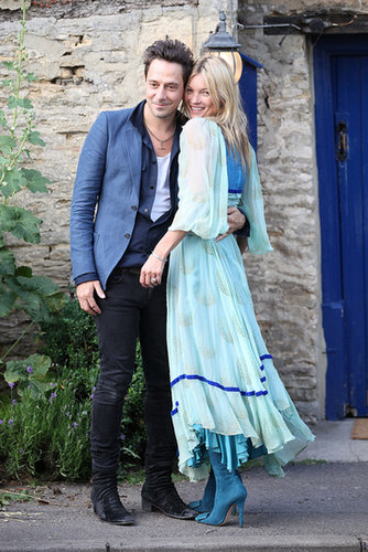 Kate Moss and Jamie Hince were a vision in blue for their wedding preparation ceremony in London in July 2011.
Kate Moss and Jamie Hince were a vision in blue for their wedding preparation ceremony in London in July 2011.