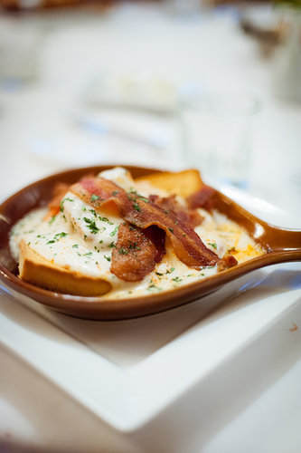 Kentucky: Hot Brown Kentucky: Hot Brown
