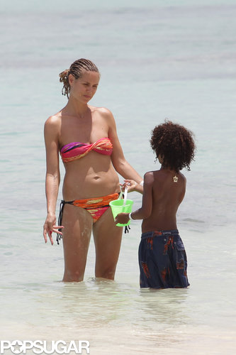 Heidi Klum played with her kids in the ocean.
Heidi Klum played with her kids in the ocean.