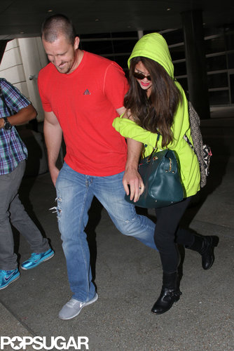 Selena Shares a Smile With Her Stepdad Following Big Justin News Selena Shares a Smile With Her Stepdad Following Big Justin News