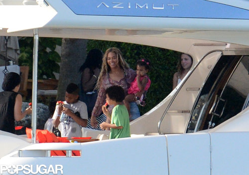 Beyoncé and Blue Ivy boarded a boat in Miami.
Beyoncé and Blue Ivy boarded a boat in Miami.