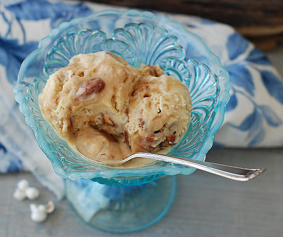 Caramel Popcorn-Candied Almond Ice Cream Caramel Popcorn-Candied Almond Ice Cream