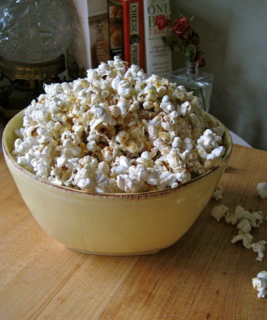 Cheesy Spicy Popcorn Cheesy Spicy Popcorn