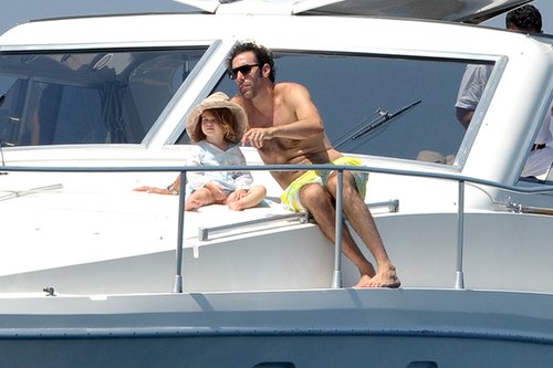 Sacha and Isla Have Fun in the Sun With Their Little Ones Sacha and Isla Have Fun in the Sun With Their Little Ones