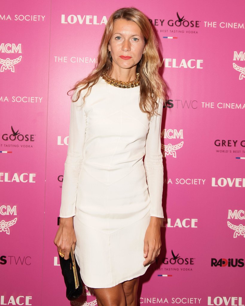 At the Lovelace screening, Natalie Joos was seasonal in an LWD.
At the Lovelace screening, Natalie Joos was seasonal in an LWD.