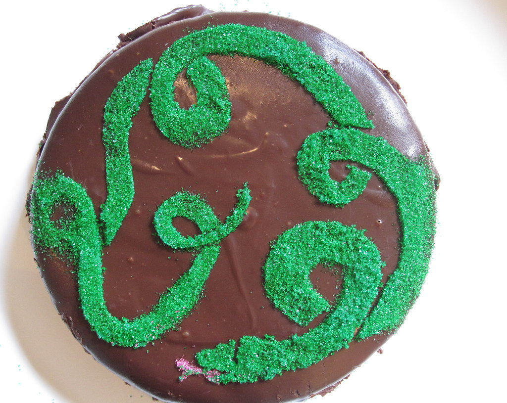 Snake Cheesecake with Venom Glaze Snake Cheesecake with Venom Glaze
