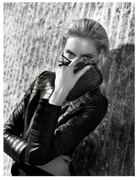 8140a09d4e2228fb_gizia-fw-camapign10.jpg
