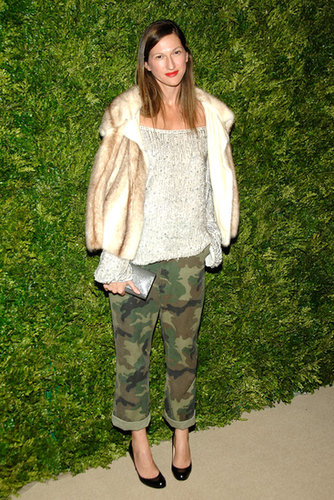 And those camo pants make another appearance!
And those camo pants make another appearance!