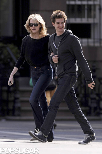 Emma Stone held onto Andrew Garfield as the couple stepped out in nearly matching outfits for an April 2012 outing in NYC.
Emma Stone held onto Andrew Garfield as the couple stepped out in nearly matching outfits for an April 2012 outing in NYC.