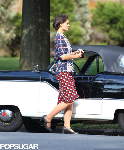 Katie Holmes Is a Dancing Machine on Set! Katie Holmes Is a Dancing Machine on Set!