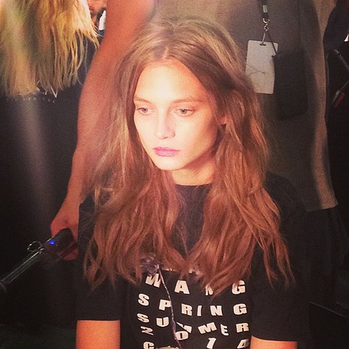 We loved these effortless waves and barely there makeup backstage at Alexander Wang.
We loved these effortless waves and barely there makeup backstage at Alexander Wang.