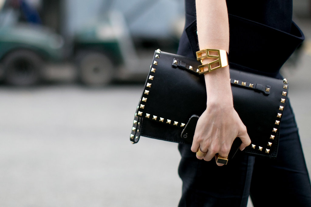 Count it — another Valentino clutch in hand.
Count it — another Valentino clutch in hand.