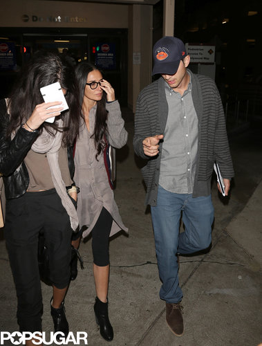 Amicable Exes? Ashton Kutcher Reunites With Ex-Wife Demi Moore For a Flight Amicable Exes? Ashton Kutcher Reunites With Ex-Wife Demi Moore For a Flight