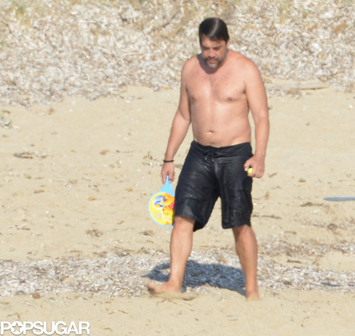 Penélope Cruz Brings Her Hot Bikini Body and New Baby to the Beach! Penélope Cruz Brings Her Hot Bikini Body and New Baby to the Beach!