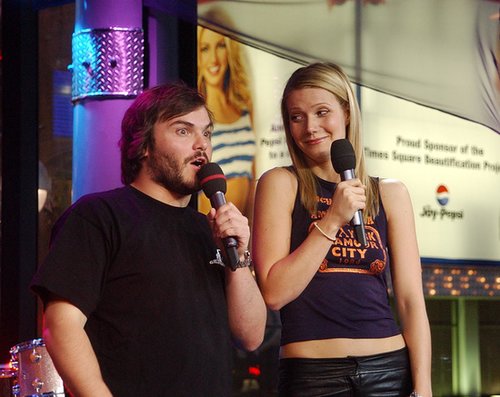 Jack Black and Gwyneth Paltrow joked around on TRL while promoting their movie Shallow Hal in 2001.
Jack Black and Gwyneth Paltrow joked around on TRL while promoting their movie Shallow Hal in 2001.