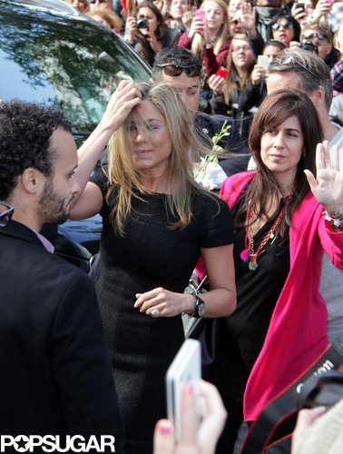 Jennifer Aniston and Justin Theroux Couple Up in Canada Jennifer Aniston and Justin Theroux Couple Up in Canada