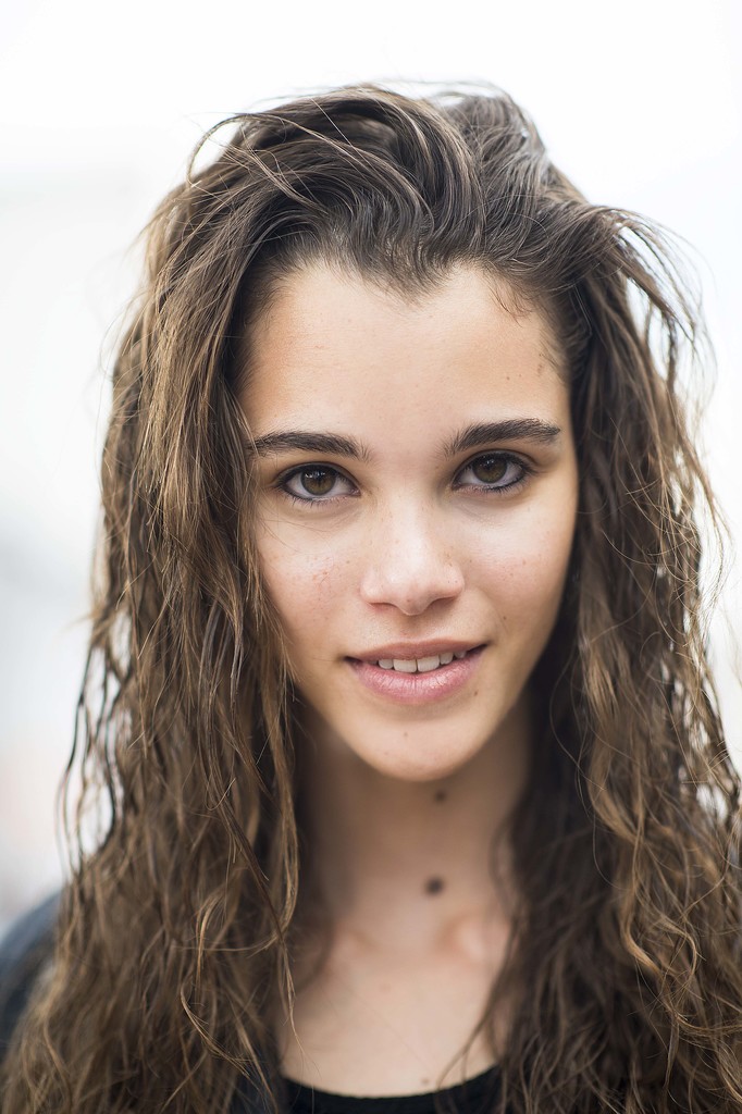 Are crunchy curls making a comeback?
Source: Le 21ème | Adam Katz Sinding
Are crunchy curls making a comeback?
Source: Le 21ème | Adam Katz Sinding