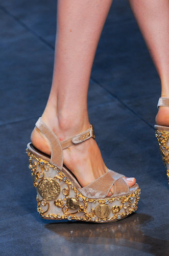 Dolce & Gabbana Spring 2014
Dolce & Gabbana Spring 2014