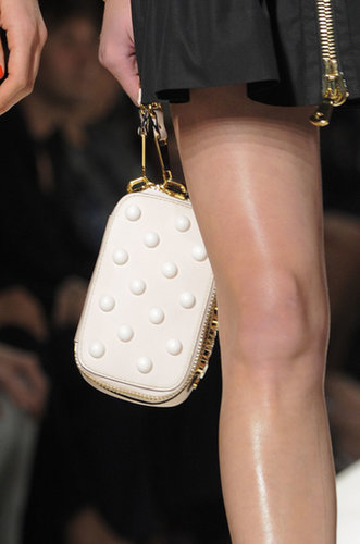 Moschino Spring 2014
Moschino Spring 2014