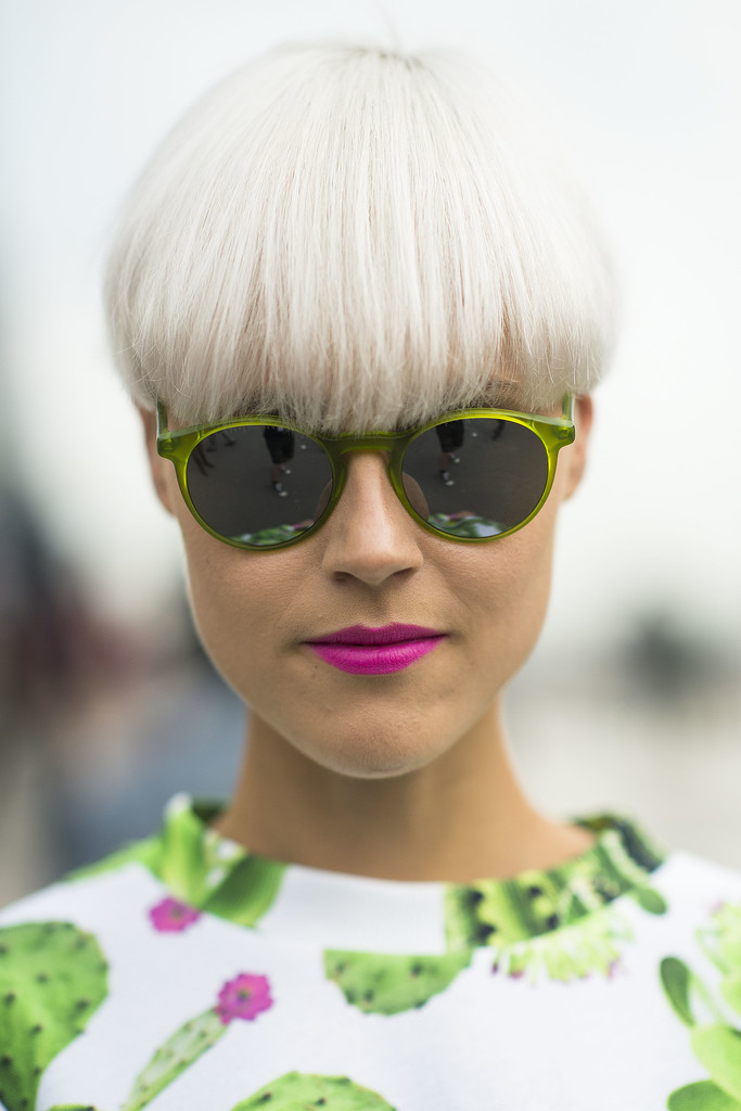 The best pairing for white hair? Bright pink lipstick, of course.
Source: Le 21ème | Adam Katz Sinding
The best pairing for white hair? Bright pink lipstick, of course.
Source: Le 21ème | Adam Katz Sinding