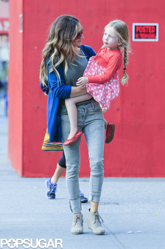 Sarah Jessica Parker Kicks Off Her Day With a Double School Run Sarah Jessica Parker Kicks Off Her Day With a Double School Run