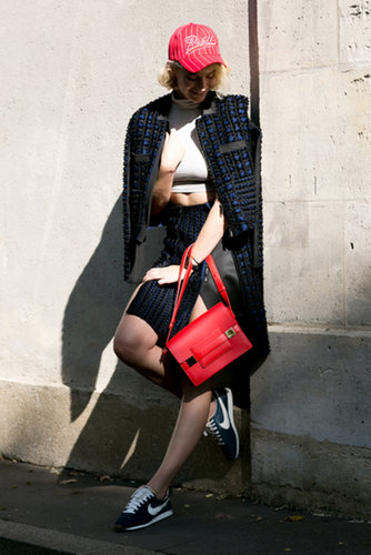 Candy-apple red brightened up her whole ensemble.
Candy-apple red brightened up her whole ensemble.