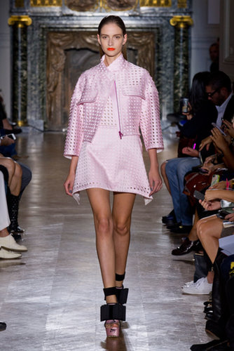 John Galliano Spring 2014
John Galliano Spring 2014