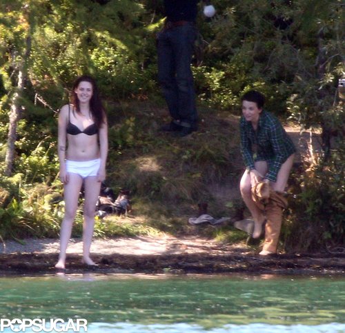 Kristen Stewart and costar Juliette Binoche took off their clothes while filming Sils Maria.
Kristen Stewart and costar Juliette Binoche took off their clothes while filming Sils Maria.