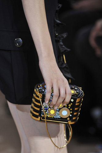 Emanuel Ungaro Spring 2014
Emanuel Ungaro Spring 2014