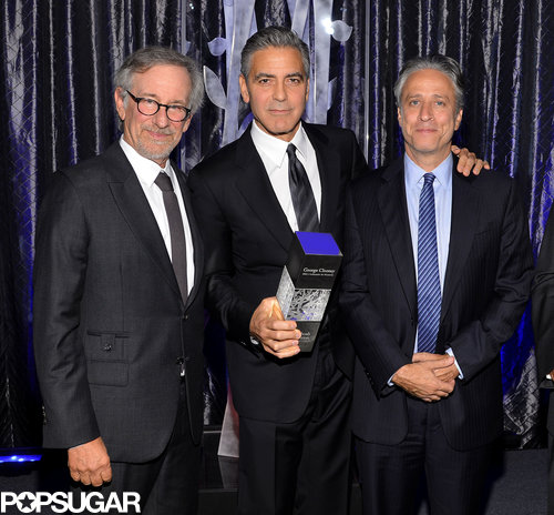 This Is How the Sexiest Man Alive Photobombs Jerry Seinfeld This Is How the Sexiest Man Alive Photobombs Jerry Seinfeld