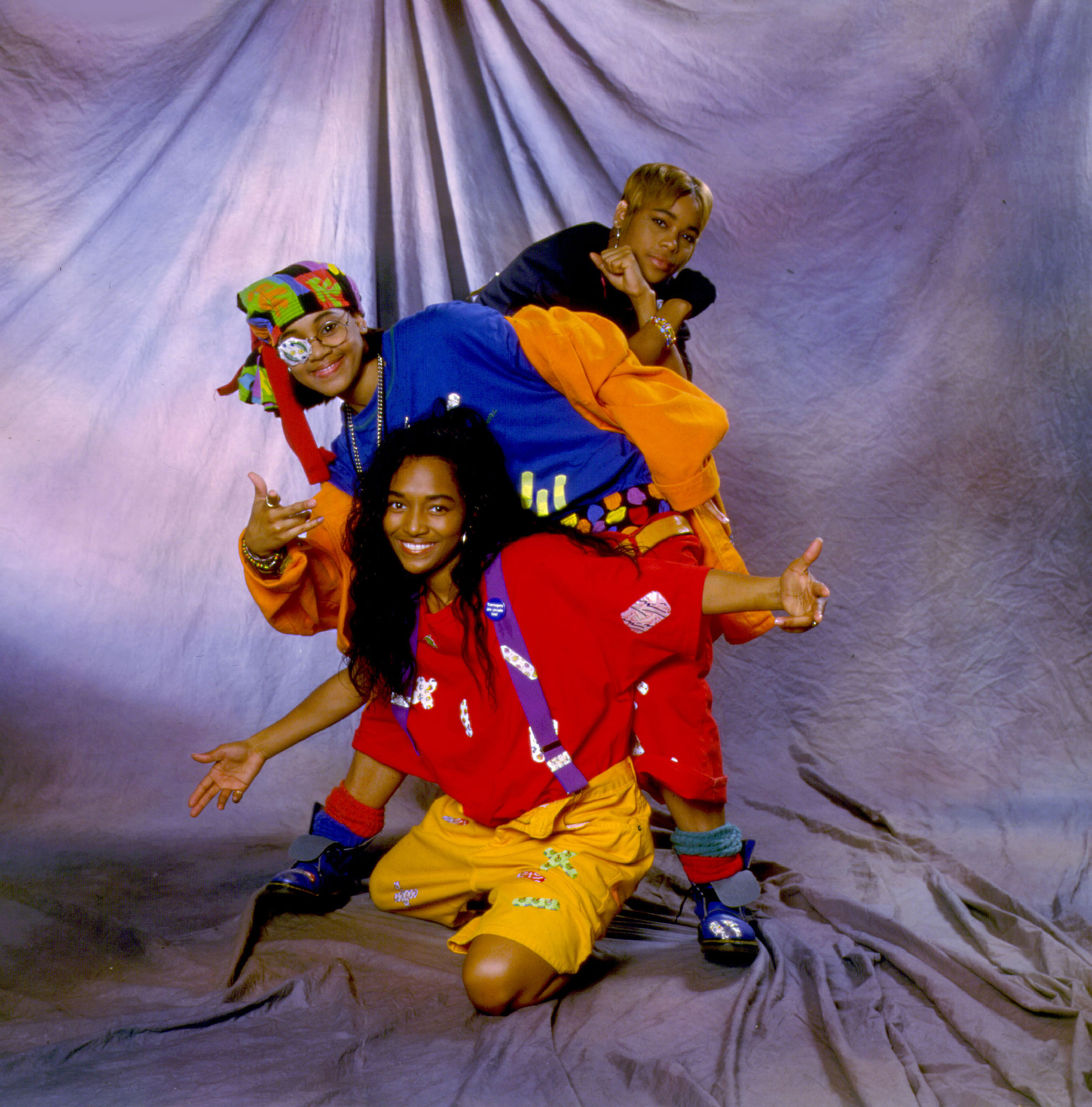 TLC '90s Pop Culture Halloween Costumes That Are All That and a Bag