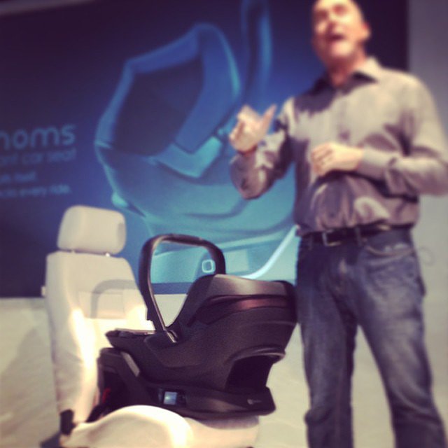 4 Moms hopes to reinvent the infant car seat with a seat that self-installs! It auto-levels and auto-tensions and then verifies the correct base installation and carrier connection before each ride. 
