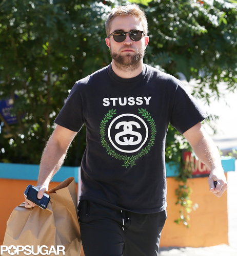 Even With a Scraggly Beard, Robert Pattinson Is Still Hot Even With a Scraggly Beard, Robert Pattinson Is Still Hot