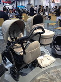 Peg Perego's Book Pop-Up folds with either its seat and bassinet attached to its base — either in front- or rear-facing positions.
