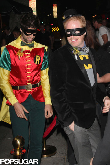 Jesse Tyler Ferguson and Justin Mikita went to a Hollywood Halloween party as Batman and Robin.
Jesse Tyler Ferguson and Justin Mikita went to a Hollywood Halloween party as Batman and Robin.