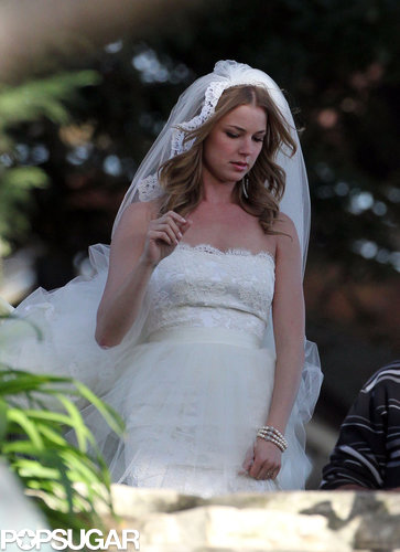 Emily VanCamp Makes a Wicked Beautiful Bride Emily VanCamp Makes a Wicked Beautiful Bride