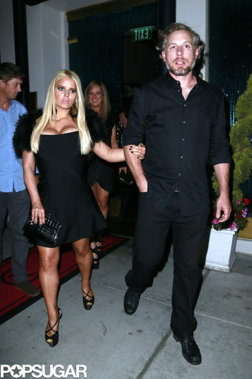 Jessica Simpson and Eric Johnson had a dinner with family and friends on Halloween.
Jessica Simpson and Eric Johnson had a dinner with family and friends on Halloween.