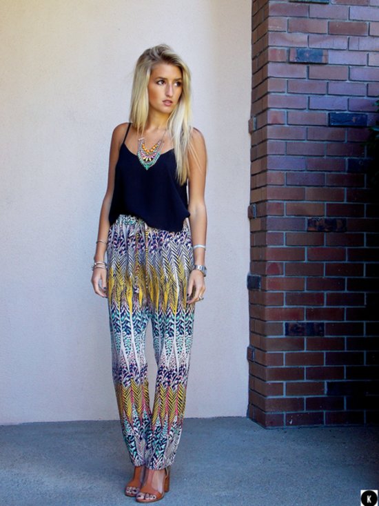 Loose Printed Pants Look Loose Printed Pants Look