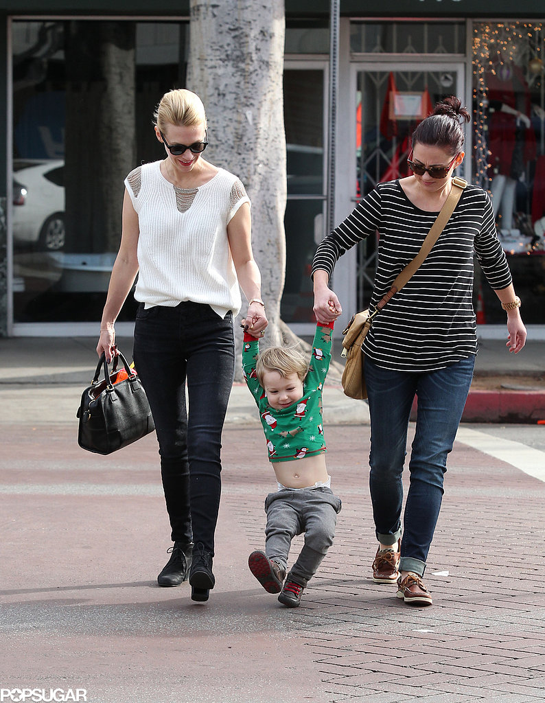 January Jones gave her son, Xander, a swing as he rocked an adorable Christmas sweater in LA.
January Jones gave her son, Xander, a swing as he rocked an adorable Christmas sweater in LA.