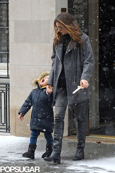 Flynn Bloom tried his best to catch a snowflake with his tongue while taking a walk with mom Miranda Kerr in NYC in December 2013. Flynn Bloom tried his best to catch a snowflake with his tongue while taking a walk with mom Miranda Kerr in NYC in December 2013.