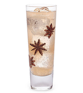 Festive wintery cocktails to serve at your holiday fete Festive wintery cocktails to serve at your holiday fete