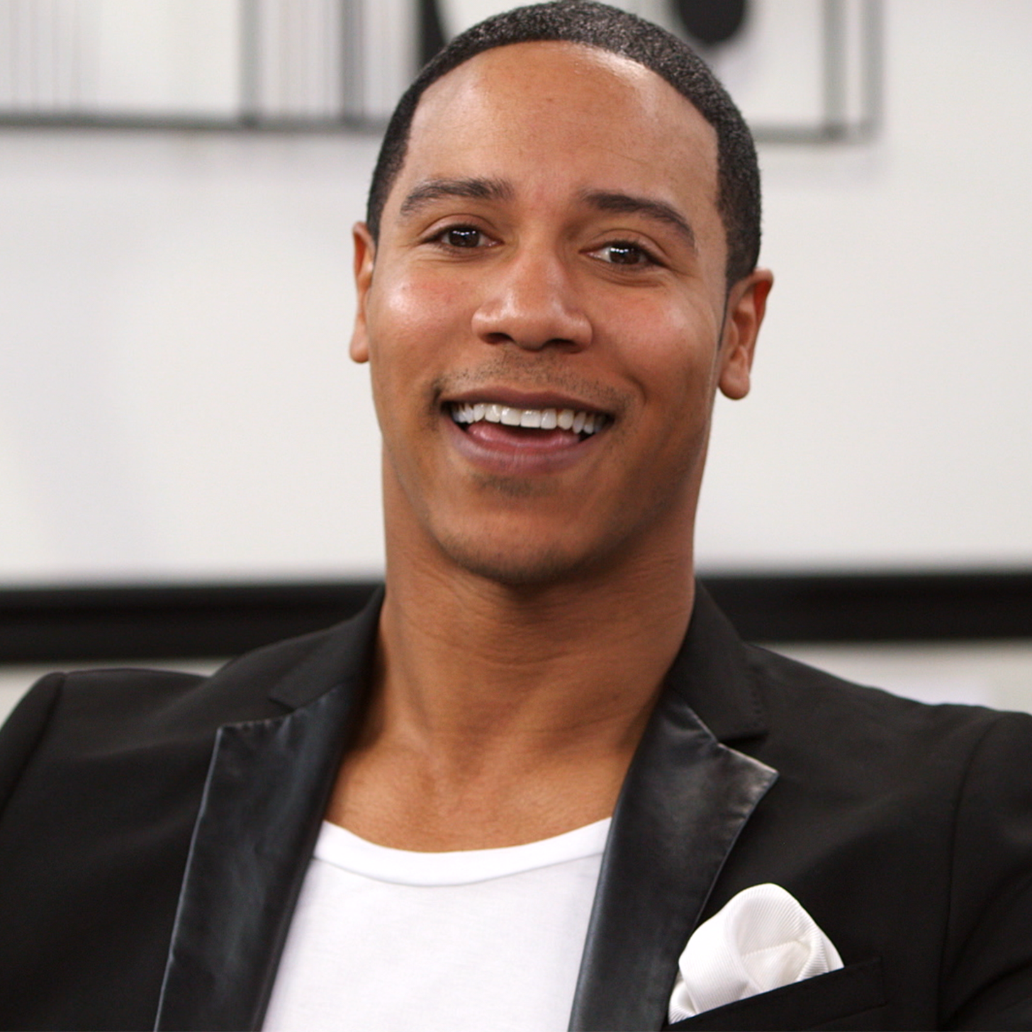 Brian White: "People Will Die" on Tonight's Hostages Season Finale