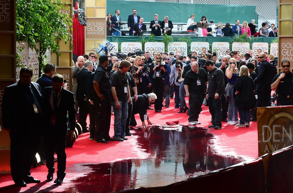 Sewage-Golden-Globes-Red-Carpet.jpg