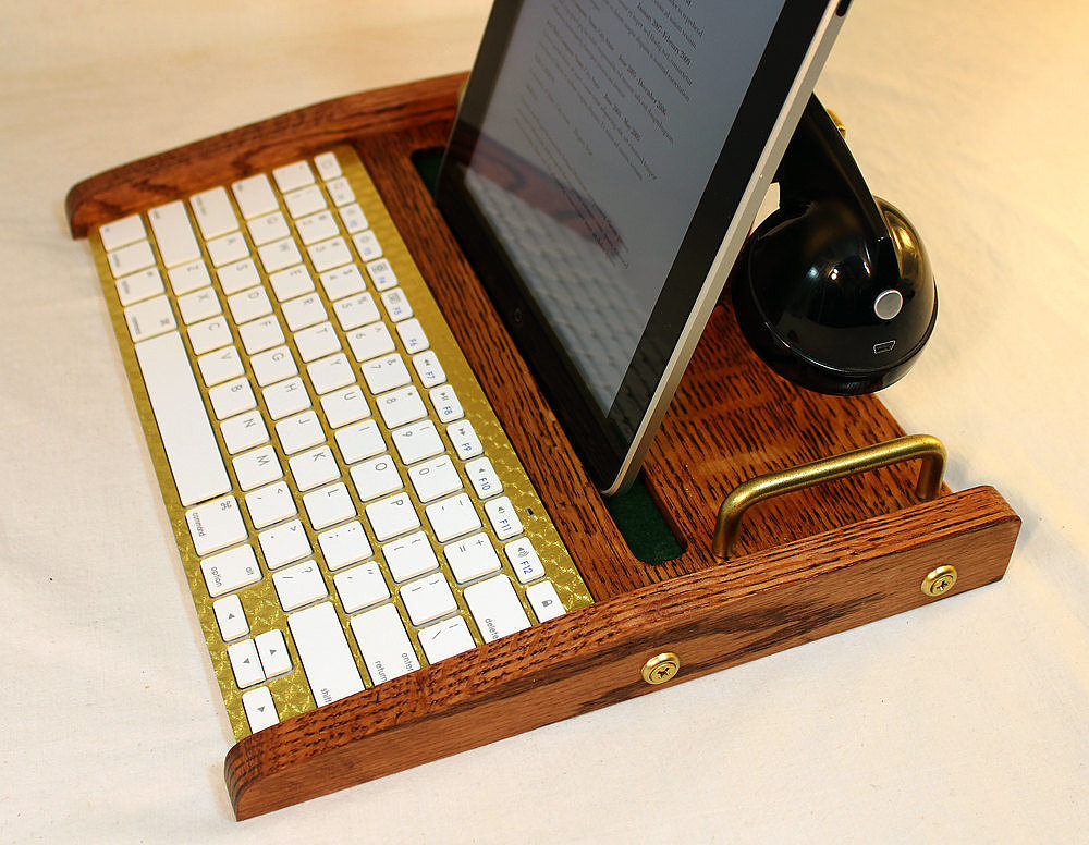 Retro Headset Workstation Retro Headset Workstation