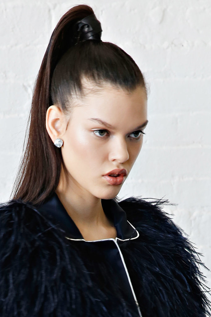 Kate Spade New York Shows the Highest Ponytail We've Ever Seen Kate Spade New York Shows the Highest Ponytail We've Ever Seen