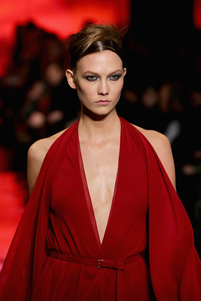 Donna Karan Presents the Most Gorgeous Version of "Hat Hair" Ever Donna Karan Presents the Most Gorgeous Version of "Hat Hair" Ever