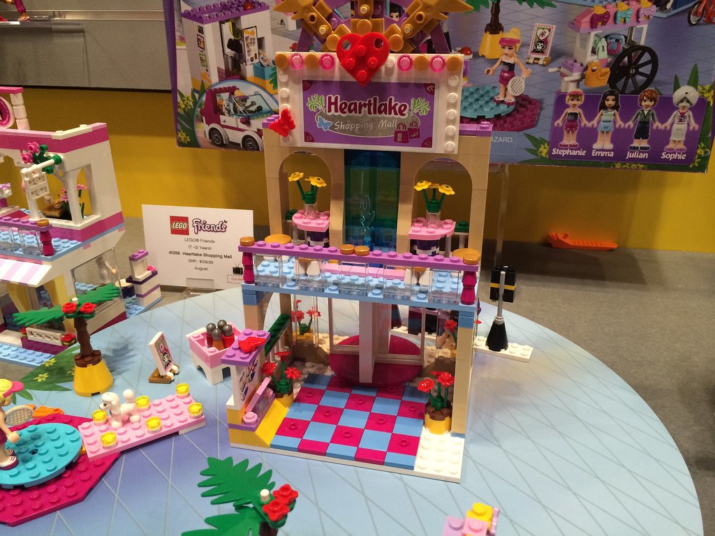 Lego Friends Heartlake Shopping Mall Lego Friends Heartlake Shopping Mall
