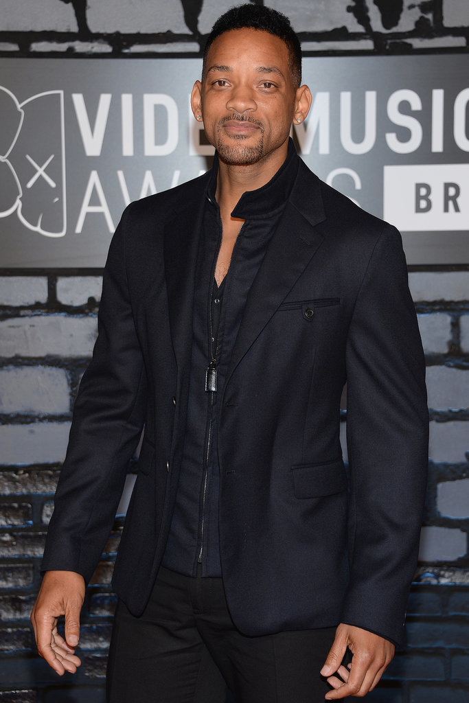 Will Smith is in talks to star in Brilliance, a sci-fi thriller. He would play a federal agent with an exceptional gift for hunting terrorists.
Will Smith is in talks to star in Brilliance, a sci-fi thriller. He would play a federal agent with an exceptional gift for hunting terrorists.