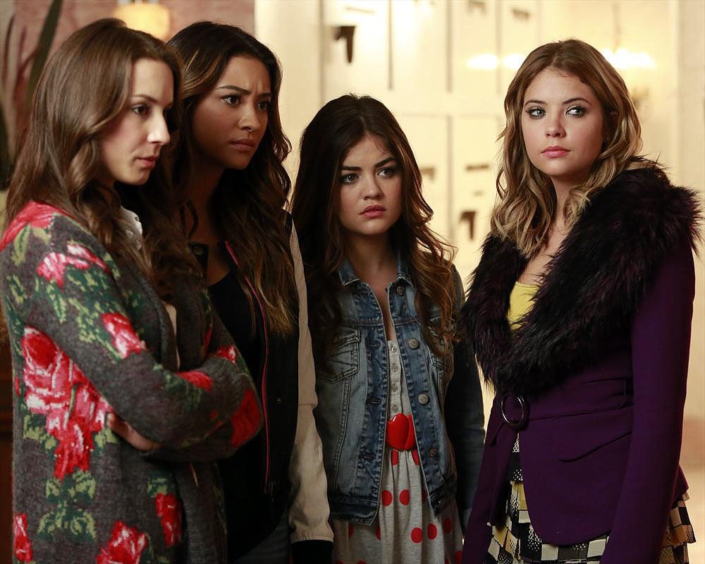 10 Lies That Pretty Little Liars Told Us 10 Lies That Pretty Little Liars Told Us